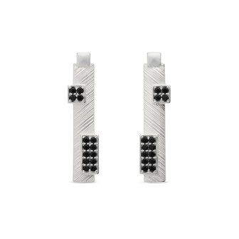 bejewels oorstekers zilver zwarte zirkonen O250